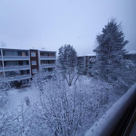 ロヴァニエミKaksio Keskustan Vieressaeアパートメント エクステリア 写真