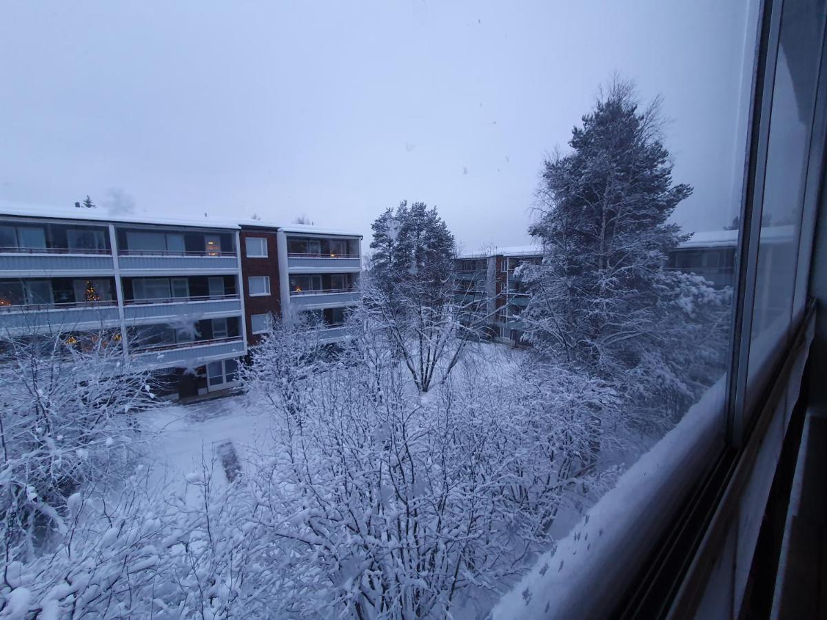 ロヴァニエミKaksio Keskustan Vieressaeアパートメント エクステリア 写真